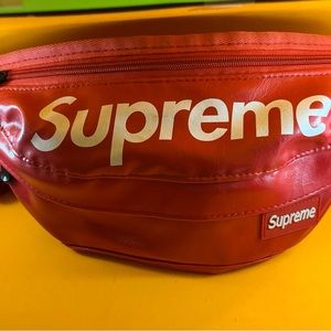Supreme belt bag/Fanny pack red leather.